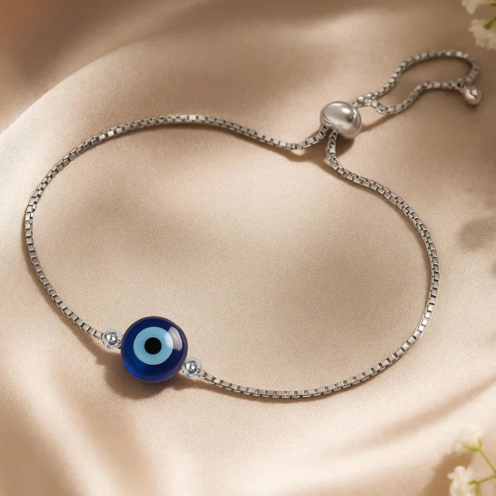 Why You Should Switch to 92.5 Sterling Silver Rakhis This Year Sover jewellery