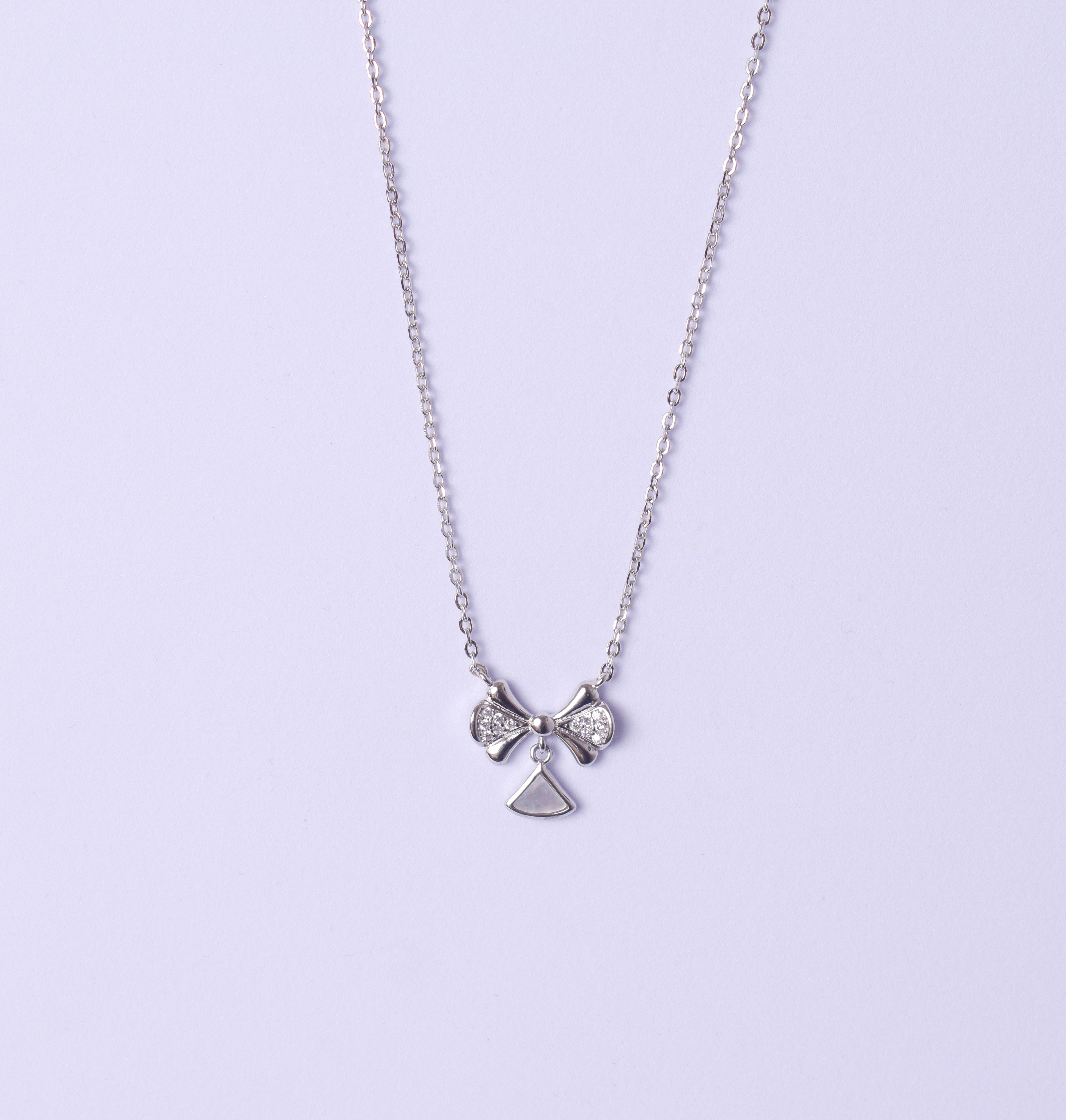 Silver Sweet Knot Charm Necklace - Sover jewellery